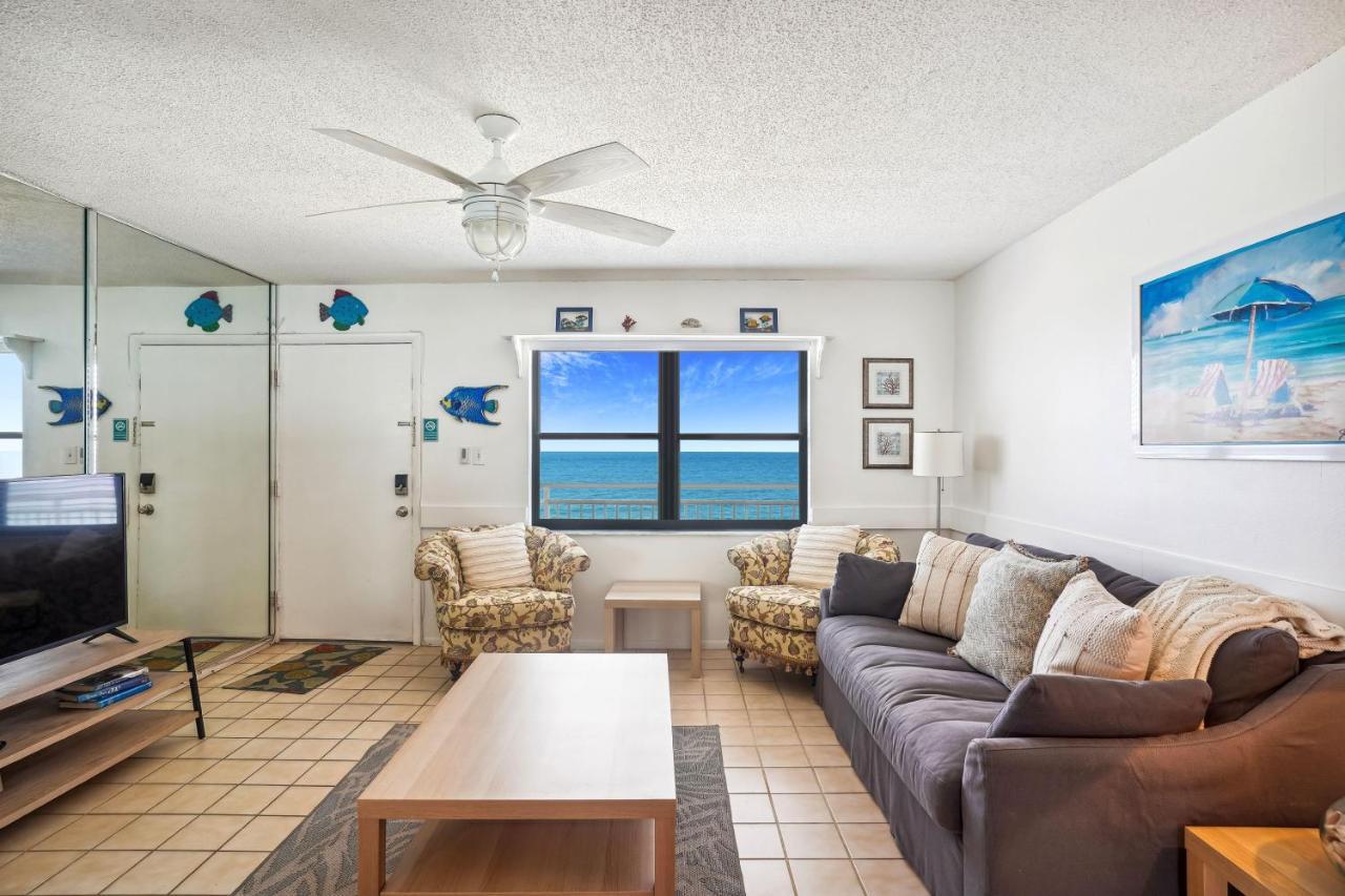 Sunset Chateau 409 St. Pete Beach Exterior photo