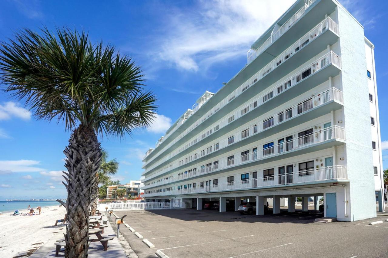 Sunset Chateau 409 St. Pete Beach Exterior photo