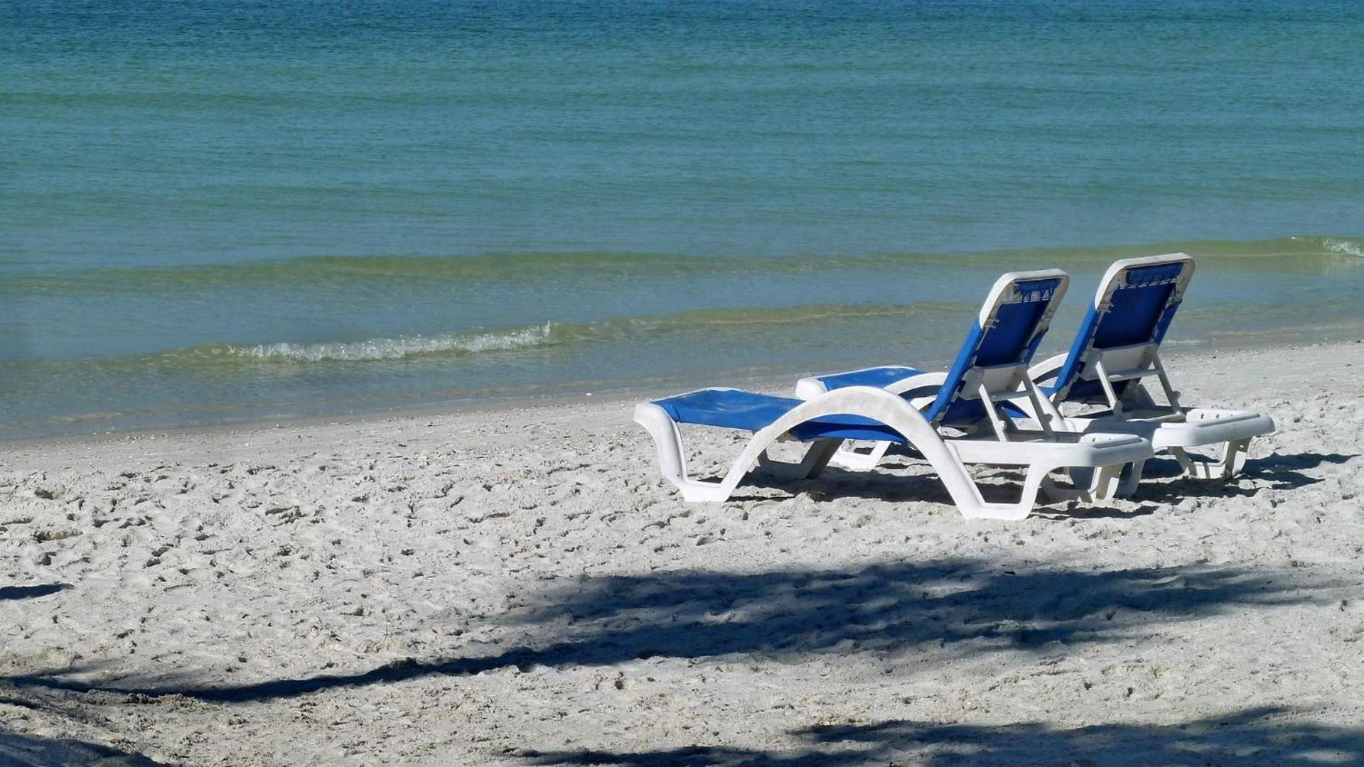 Sunset Chateau 409 St. Pete Beach Exterior photo
