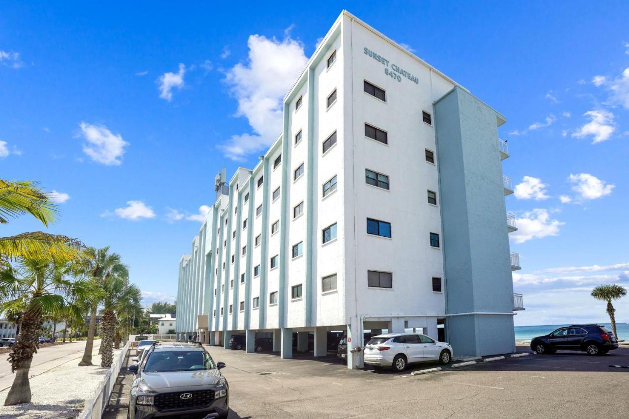 Sunset Chateau 409 St. Pete Beach Exterior photo